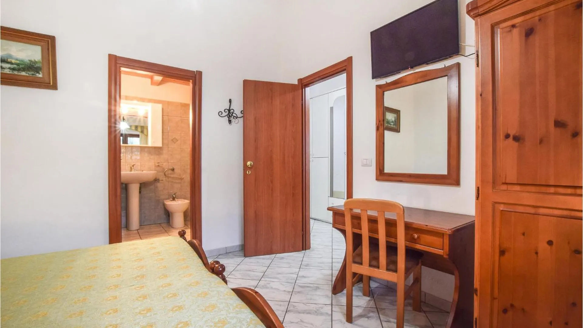 Awesome Home In Caronia With House Sea View 0*,