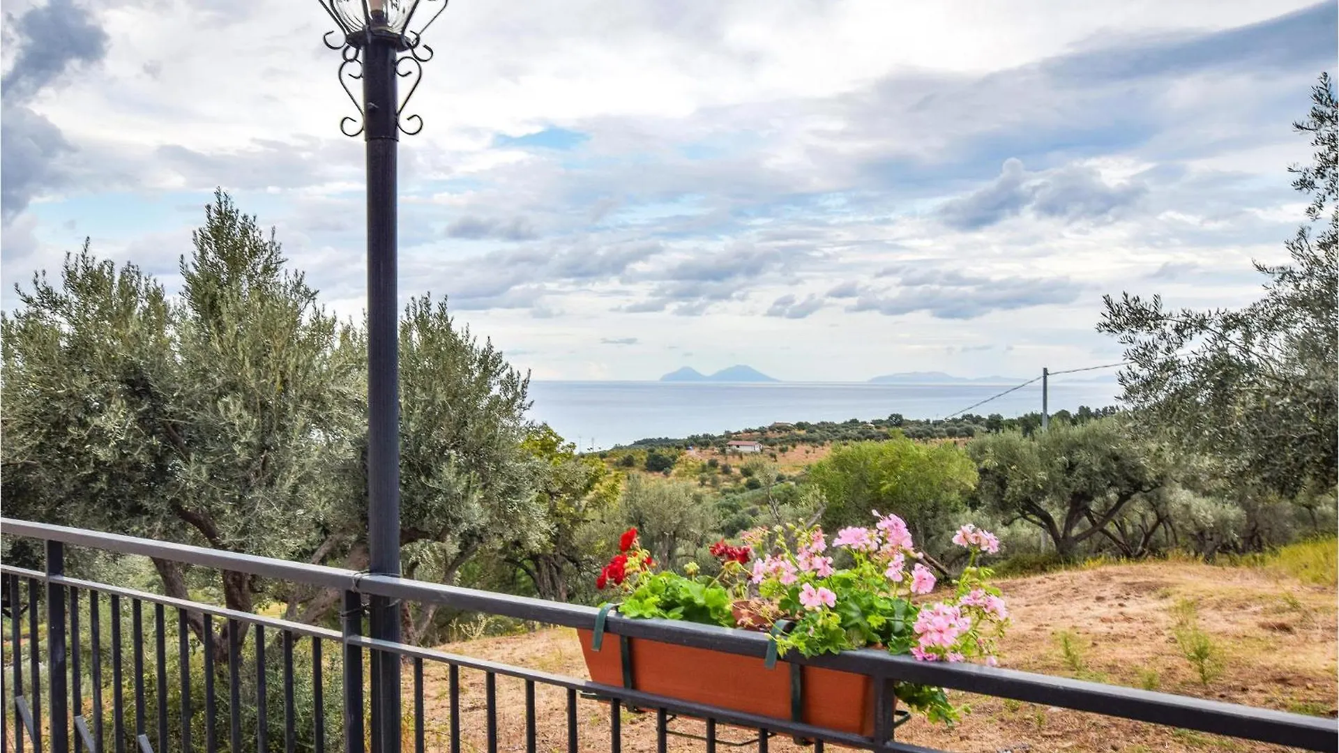 Holiday home Awesome Home In Caronia With House Sea View