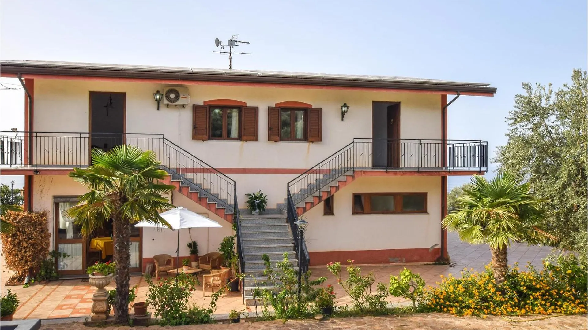 Awesome Home In Caronia With House Sea View Italy