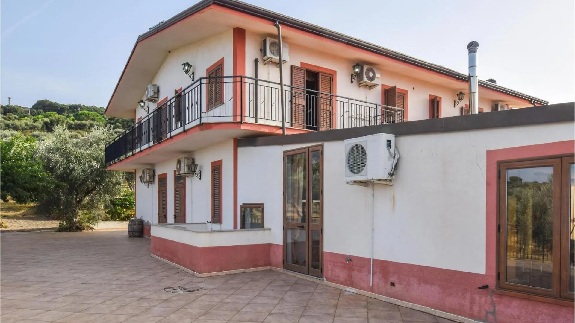 Holiday home Awesome Home In Caronia With House Sea View